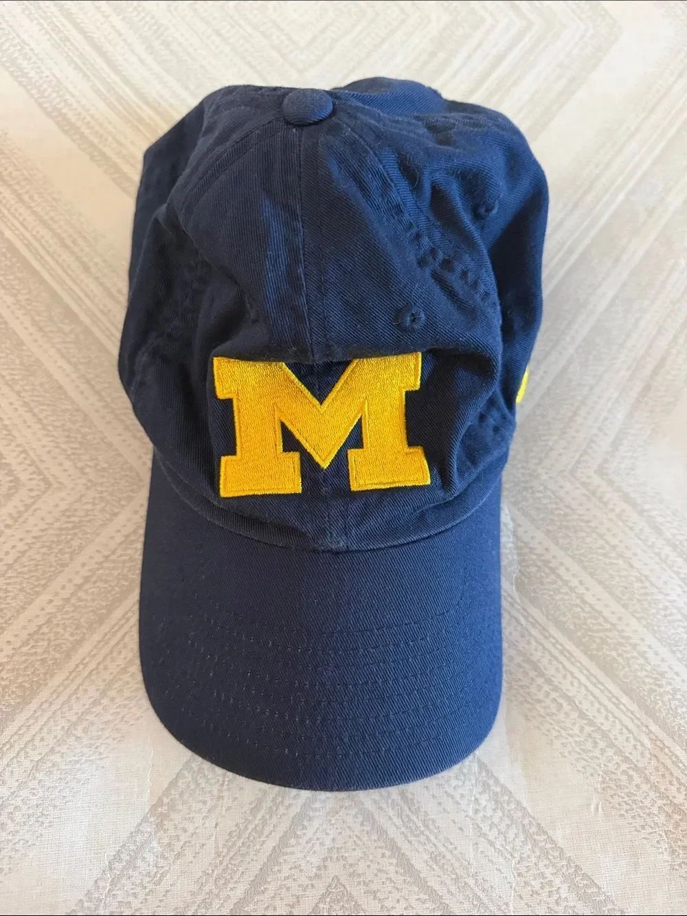 Nike Dri-FIT Heritage86 University of Michigan Wolverines Navy Adjustable Hat